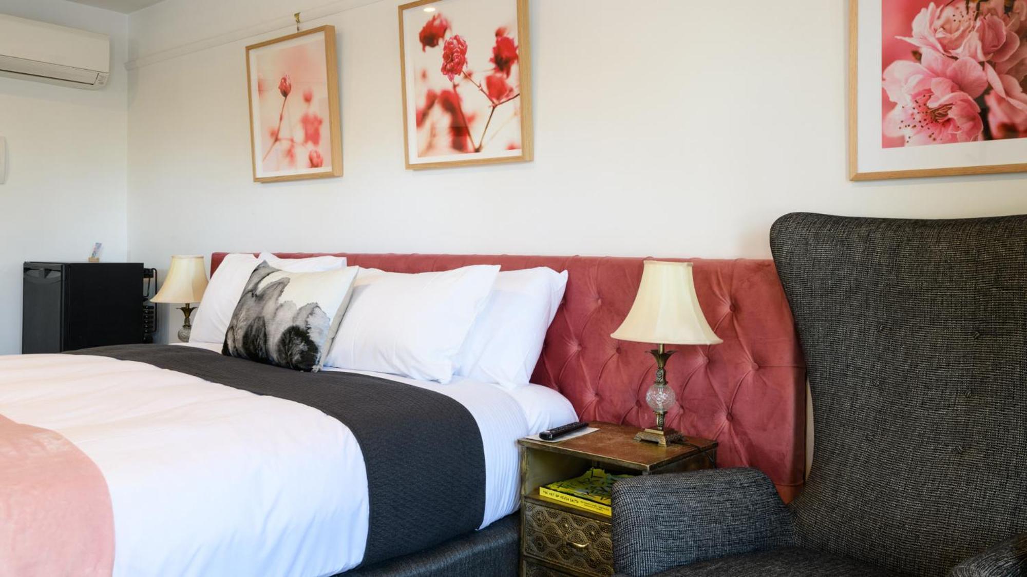 Daylesford Art Motel Zewnętrze zdjęcie A bedroom at the hotel