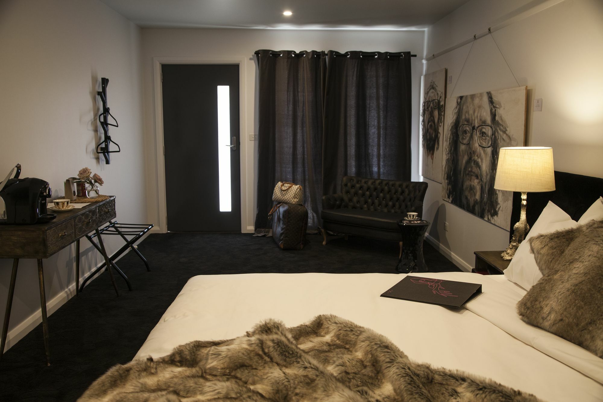 Daylesford Art Motel Zewnętrze zdjęcie A room at the hotel